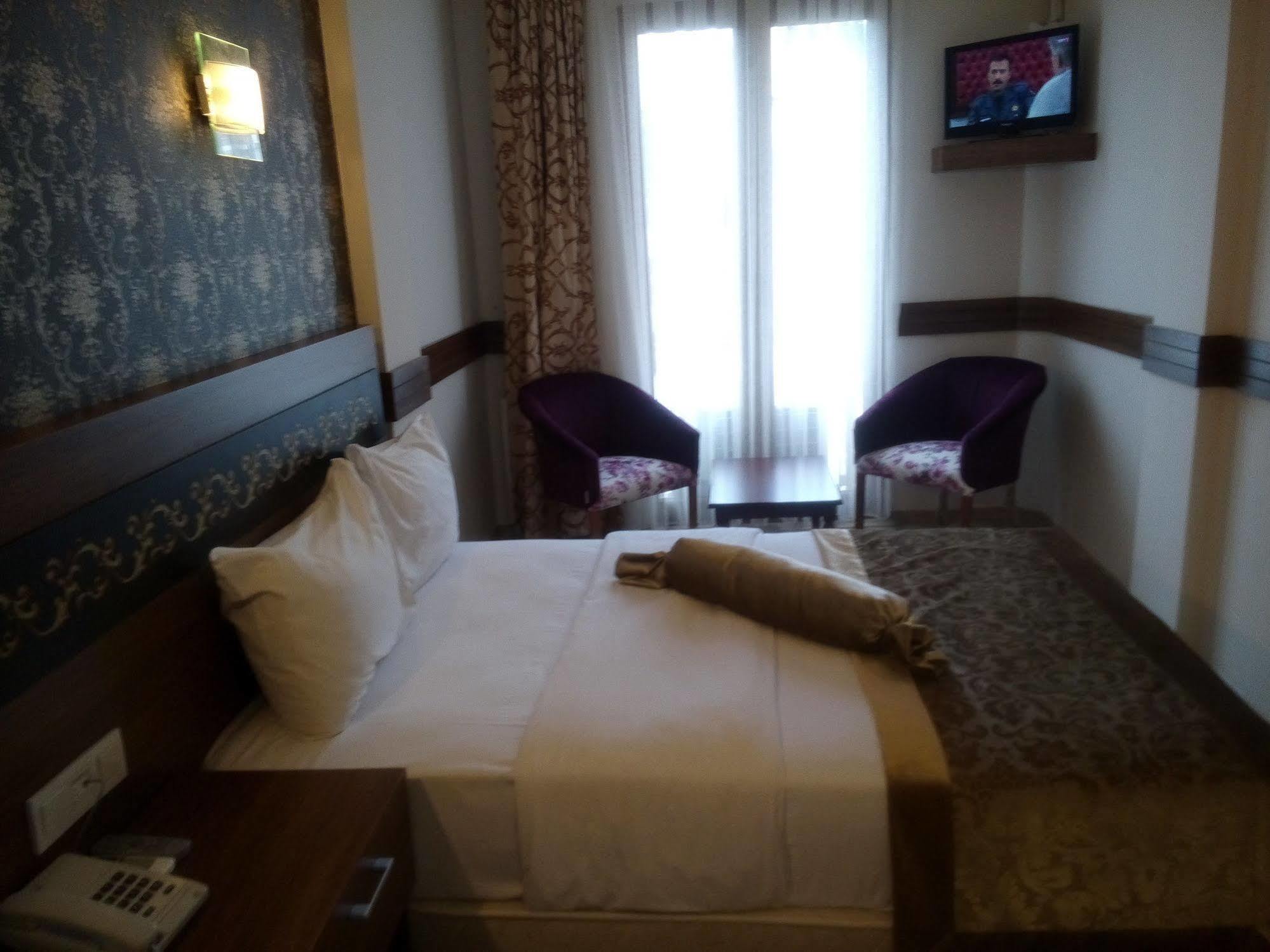 Otel Bern 3*